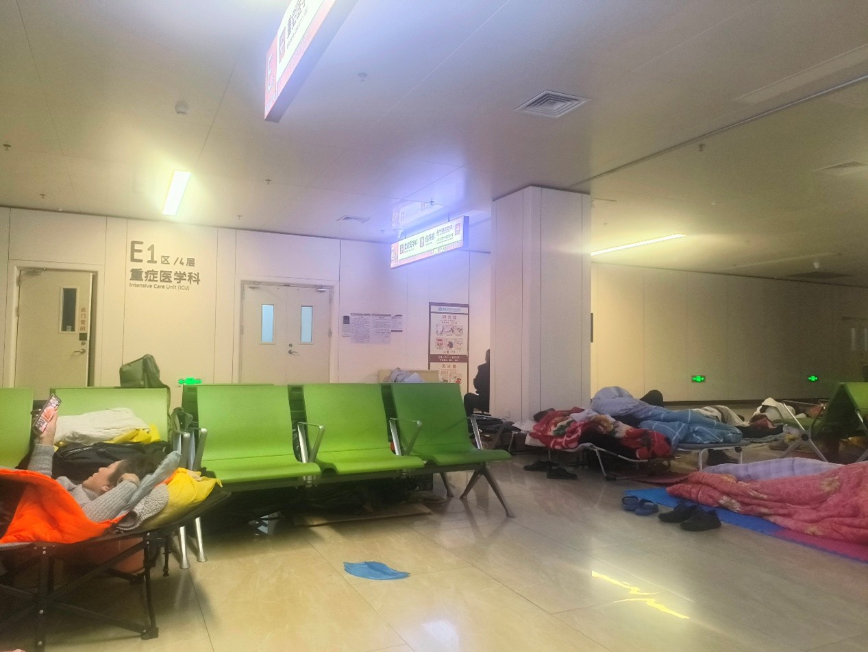 医院一角——摄于26.1.27凌晨0点